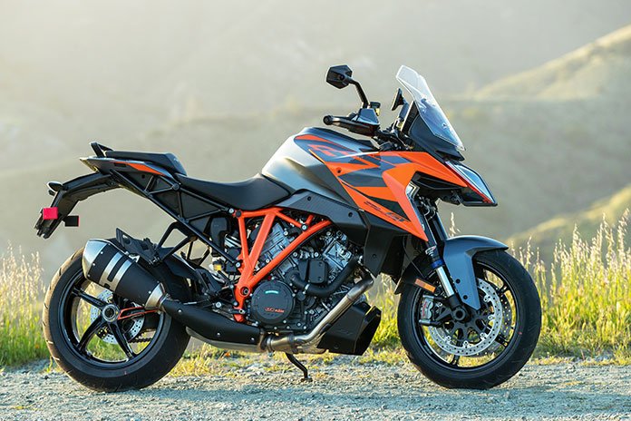 KTM 1290 Super Duke GT – A Perfect Blend of Power & Touring