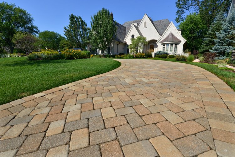 Benefits of a Newly Paved Driveway